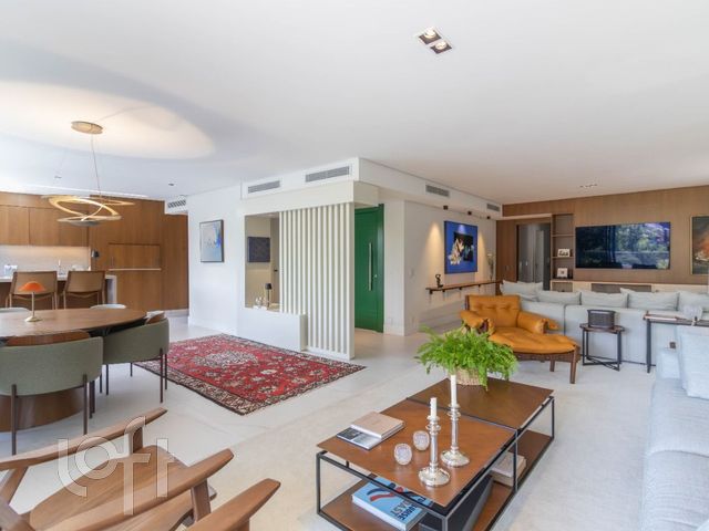 Apartamento com 242m², 3 dormitórios, 3 suítes, 2 vagas, Bela Vista em Porto Alegre