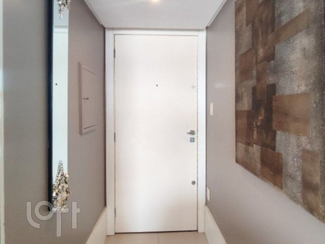 Apartamento com 40m², 1 dormitório, 1 vaga, Petrópolis em Porto Alegre