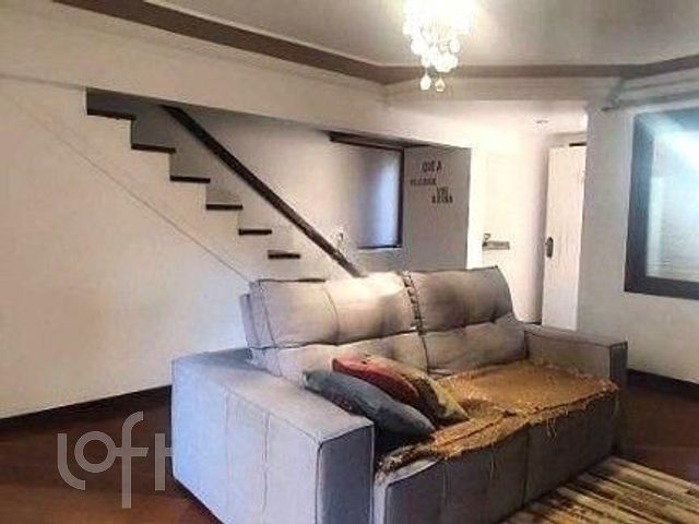 Casa com 169m², 3 dormitórios, 1 suíte, 2 vagas, Chácara das Pedras em Porto Alegre