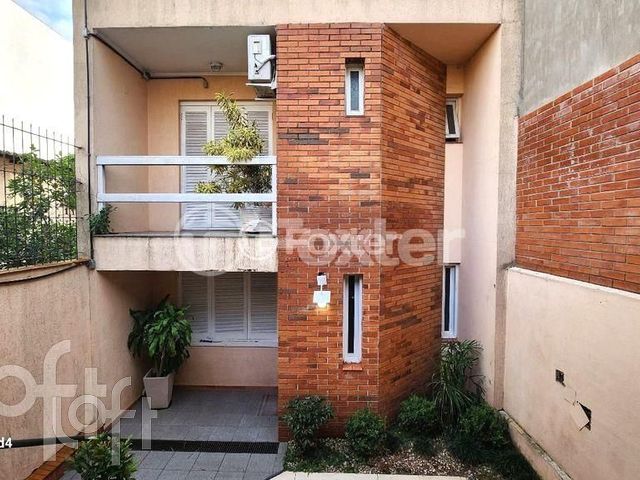 Casa com 169m², 3 dormitórios, 1 suíte, 2 vagas, Chácara das Pedras em Porto Alegre
