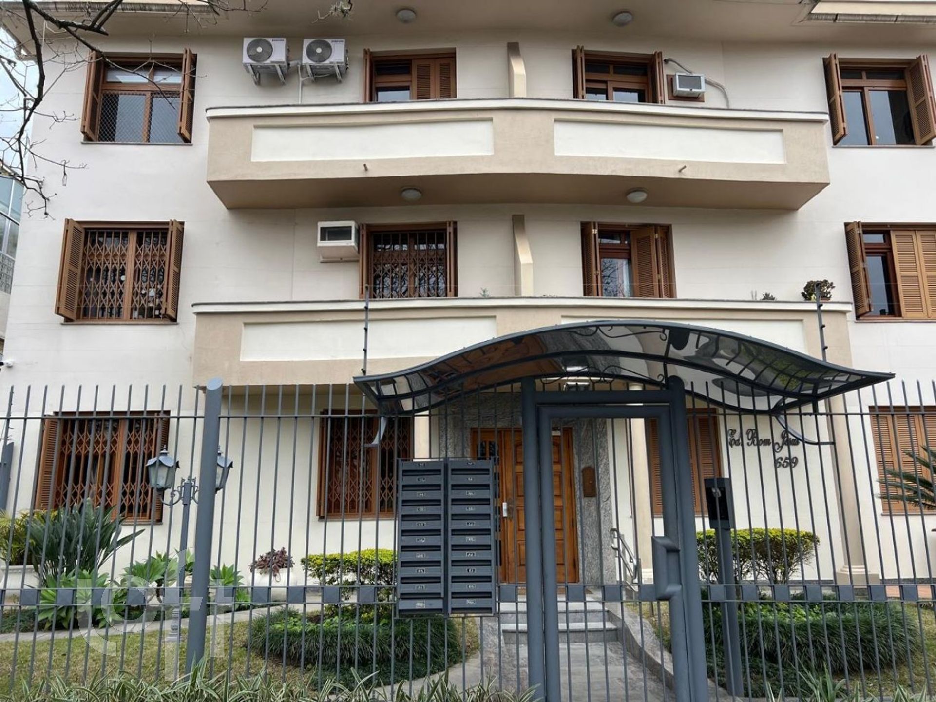Apartamento com 68m², 2 dormitórios, Menino Deus em Porto Alegre