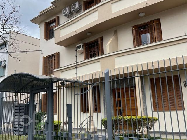 Apartamento com 68m², 2 dormitórios, Menino Deus em Porto Alegre