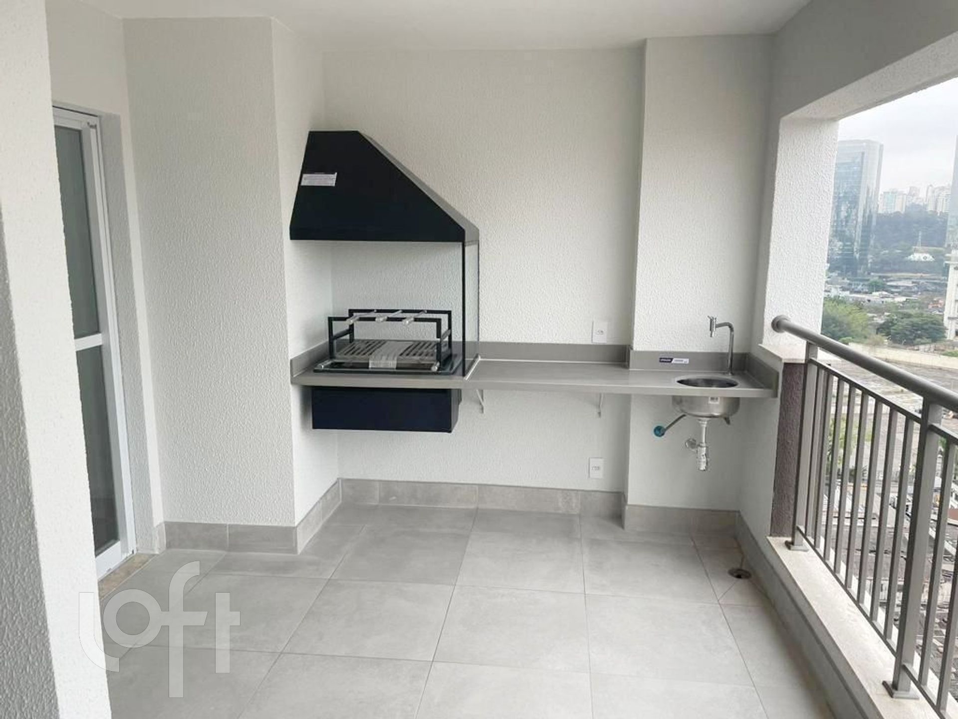 Apartamento à venda com 2 quartos, 69m² - Foto 1