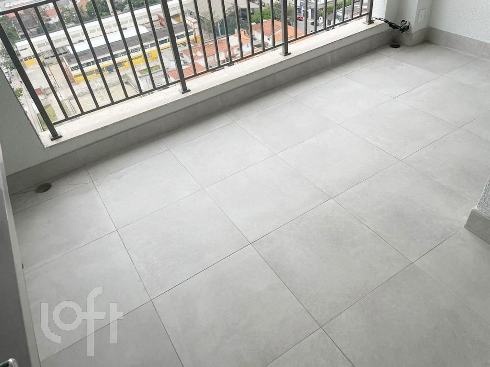 Apartamento à venda com 2 quartos, 69m² - Foto 4