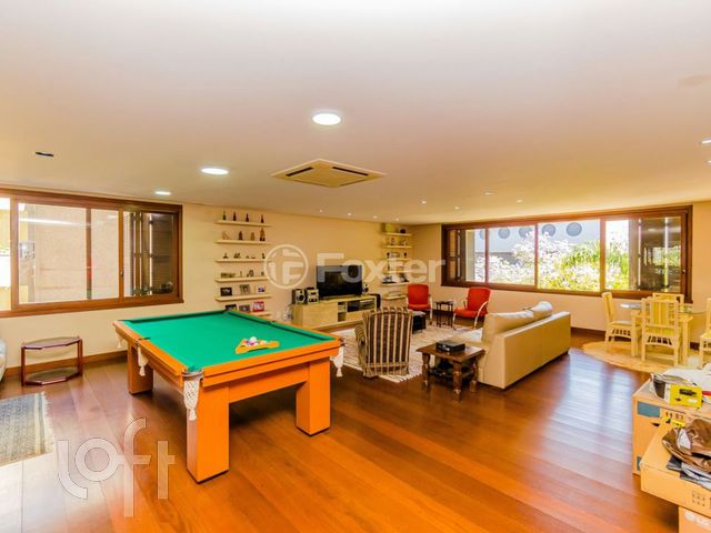 Apartamento com 501m², 4 dormitórios, 3 suítes, 4 vagas, Rio Branco em Porto Alegre