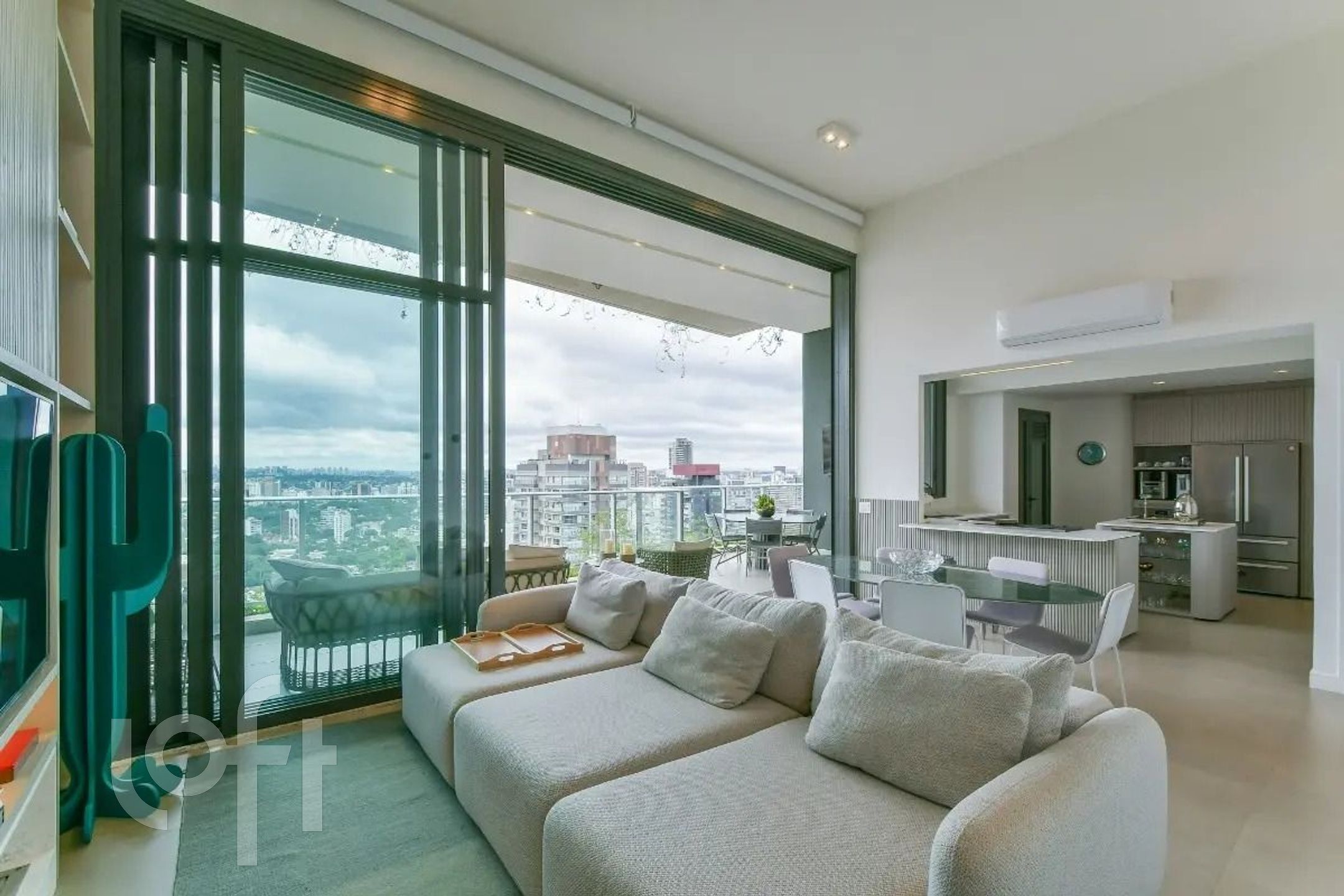 Apartamento à venda na Avenida Rebouças