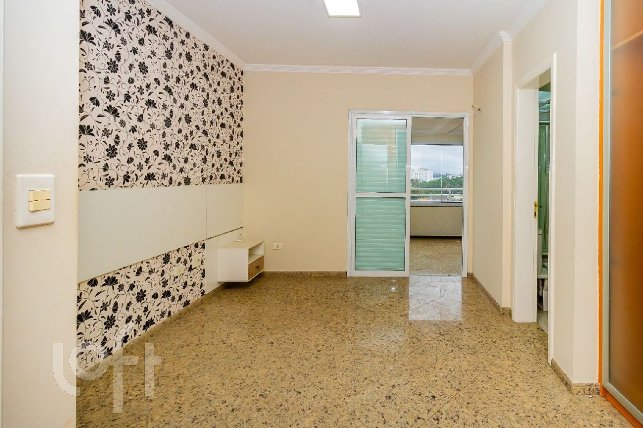 Apartamento à venda com 3 quartos, 150m² - Foto 8