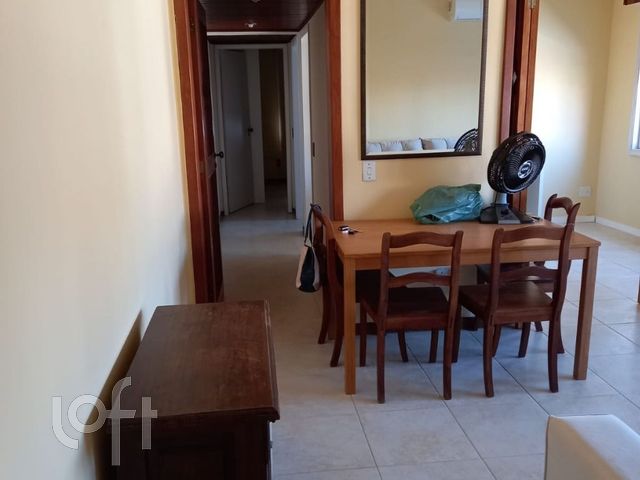 Apartamento com 75m², 2 dormitórios, 1 vaga, Menino Deus em Porto Alegre