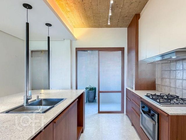 Apartamento com 80m², 2 dormitórios, 2 suítes, Rio Branco em Porto Alegre