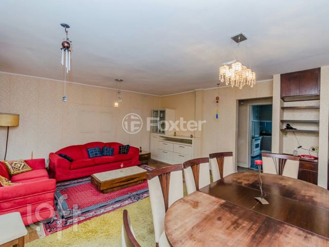 Apartamento com 116m², 3 dormitórios, 1 suíte, 2 vagas, Auxiliadora em Porto Alegre