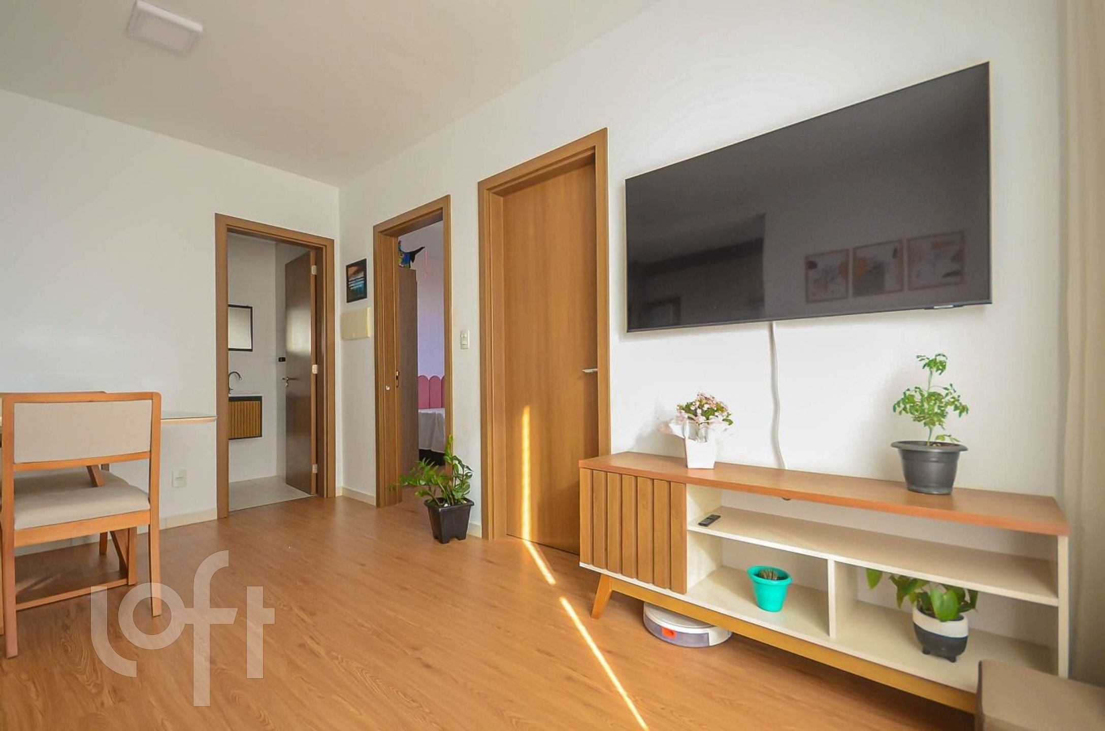Apartamento à venda em Vargem do bom Jesus com 55 m², 2 quartos, 1 vaga