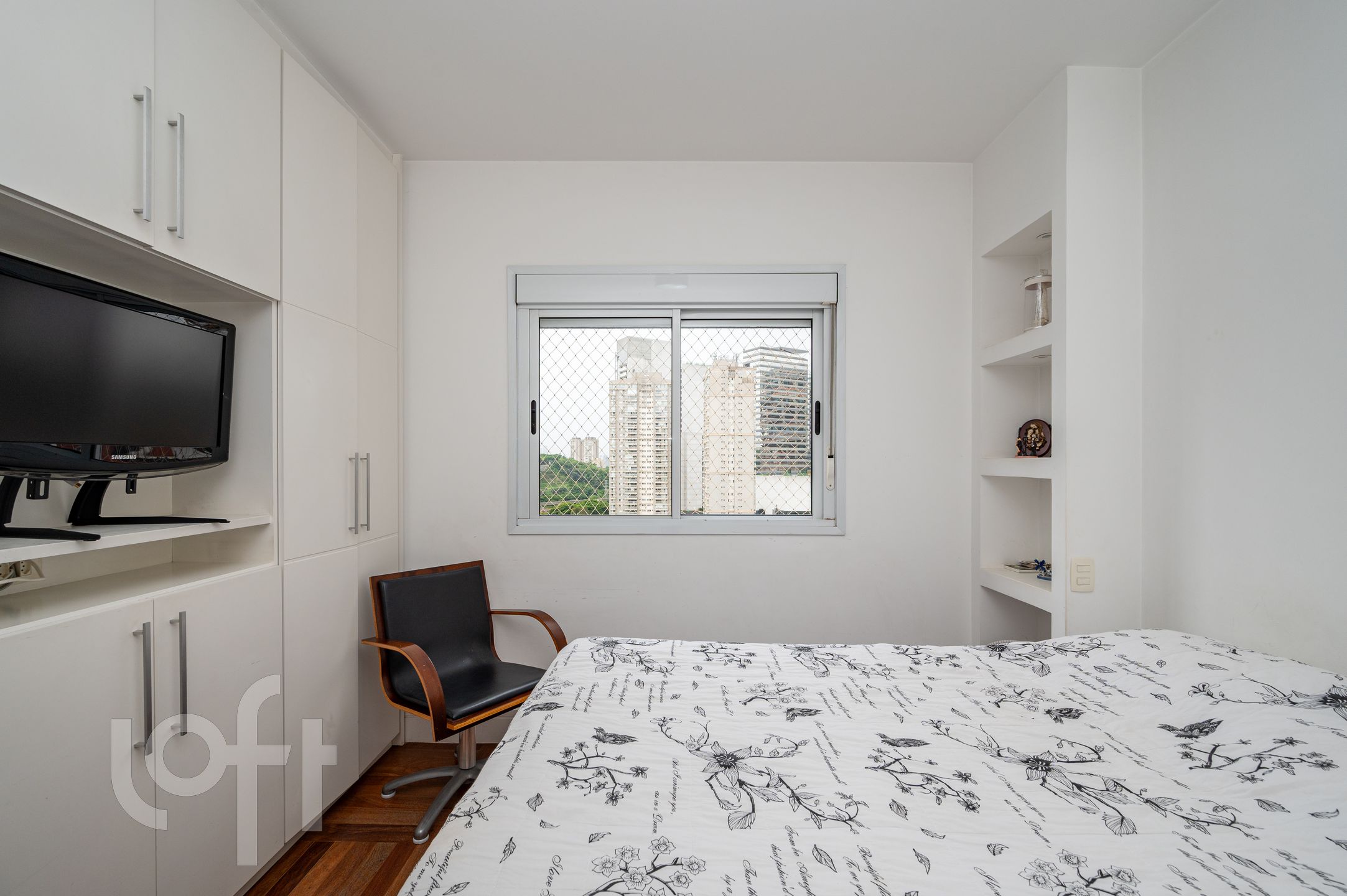 Apartamento à venda com 3 quartos, 135m² - Foto 11