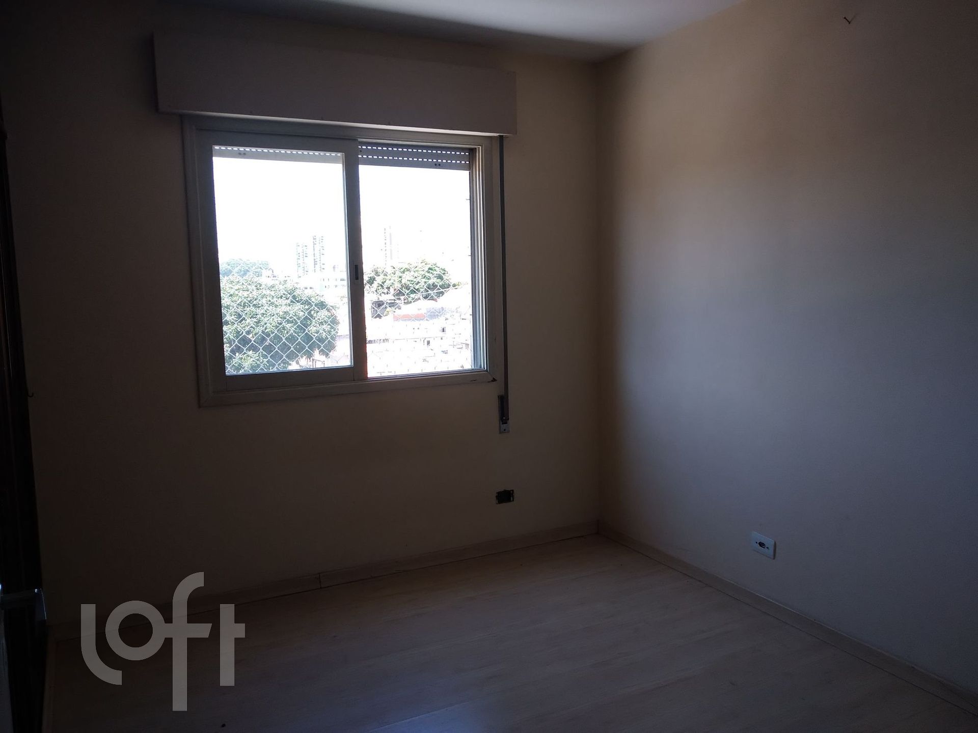 Apartamento à venda com 2 quartos, 80m² - Foto 2