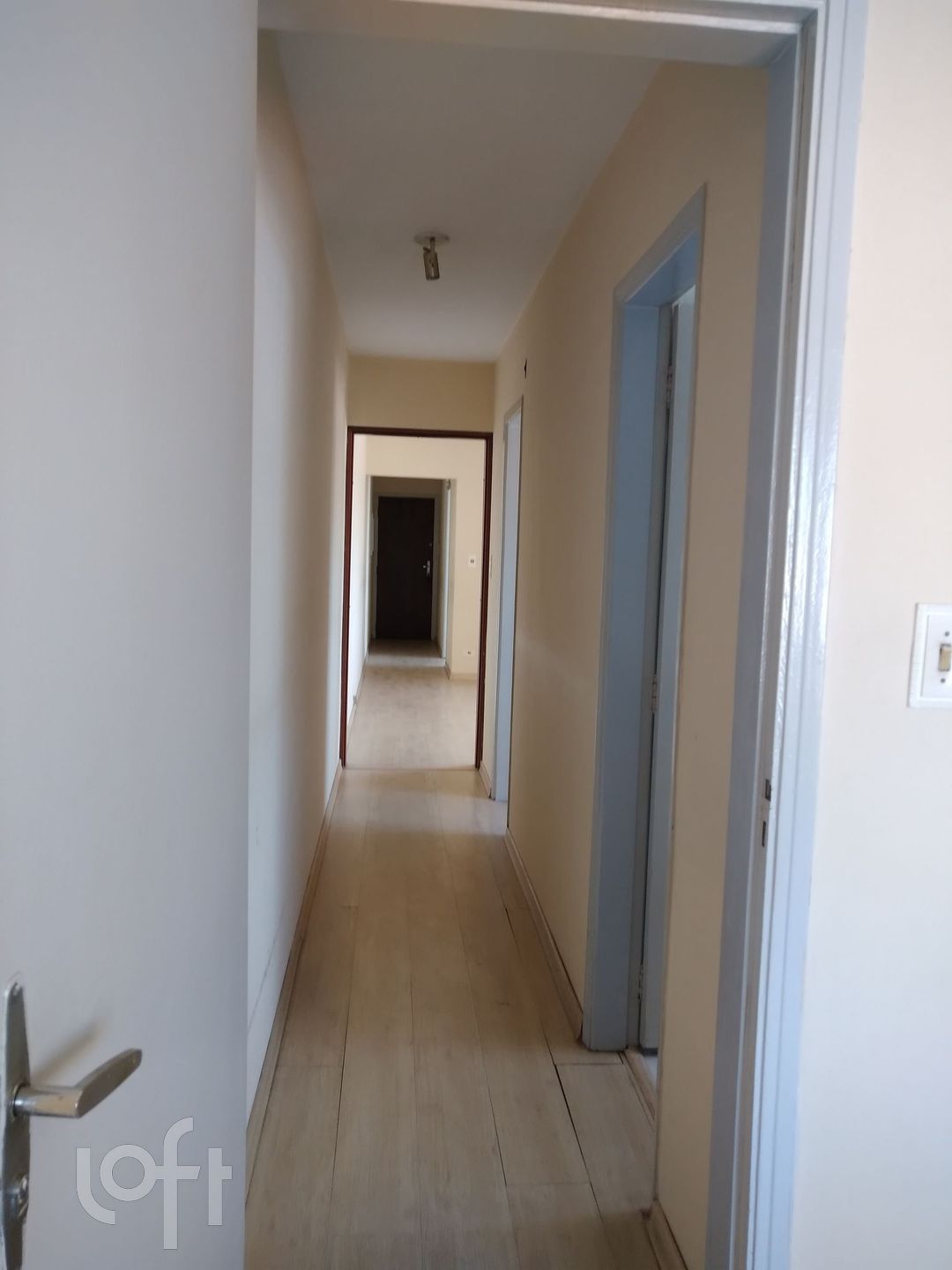 Apartamento à venda com 2 quartos, 80m² - Foto 7