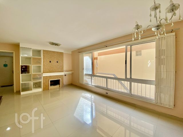 Apartamento com 91m², 3 dormitórios, 2 suítes, 2 vagas, Menino Deus em Porto Alegre