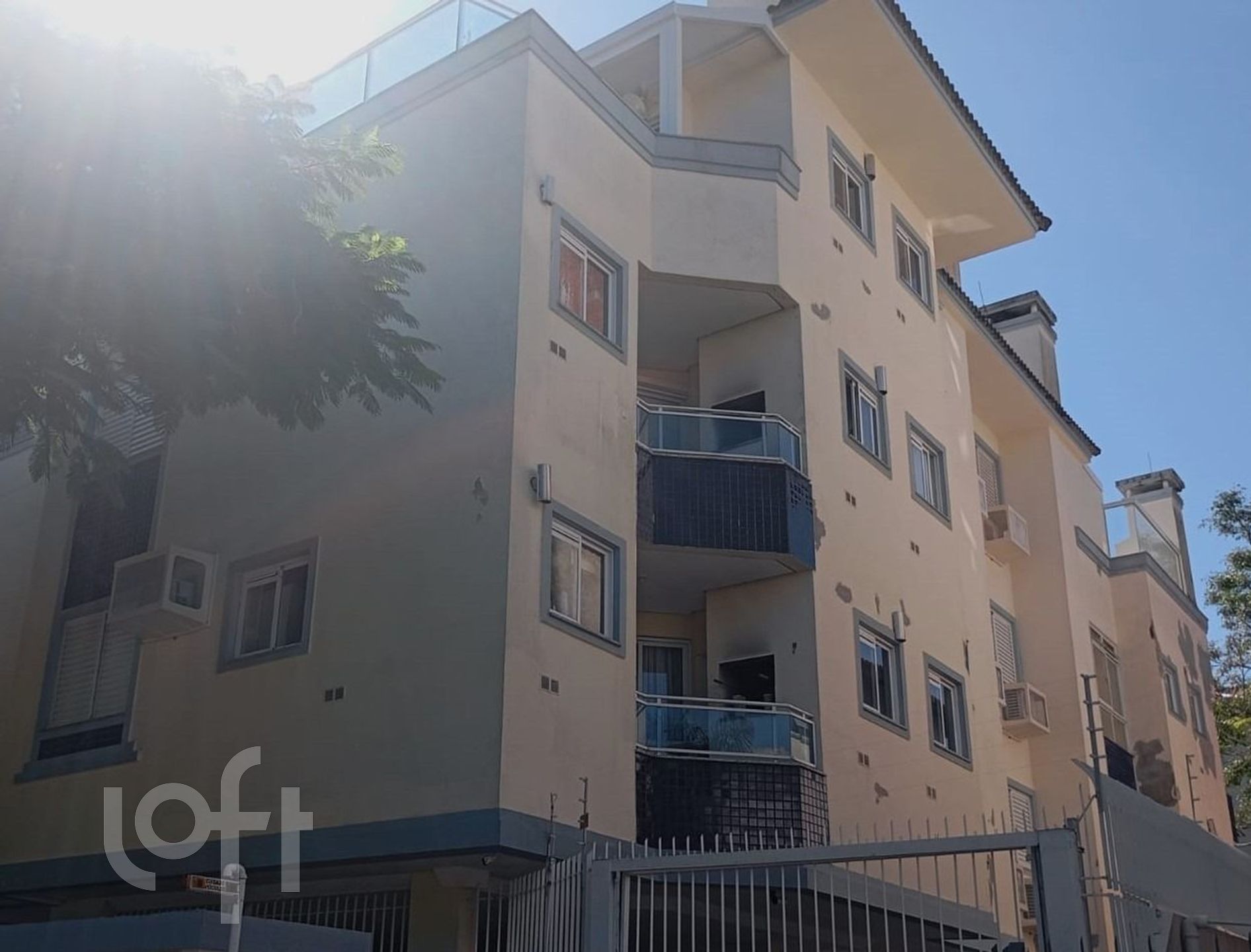 Apartamentos com 89m², 2 quartos, 1 suíte, 1 garagem, no bairro Jurere Leste em Florianópolis