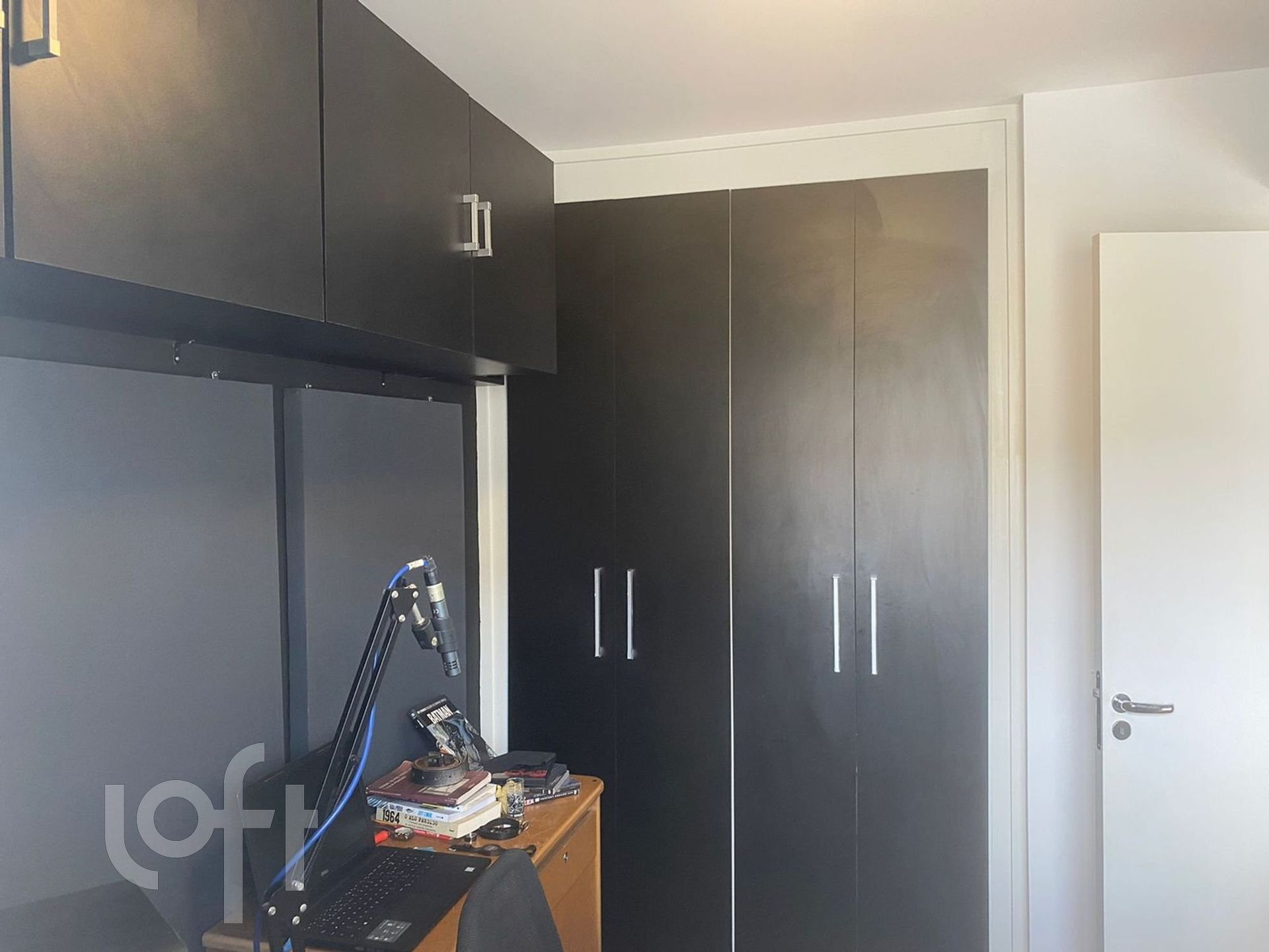 Apartamento à venda com 1 quarto, 32m² - Foto 2