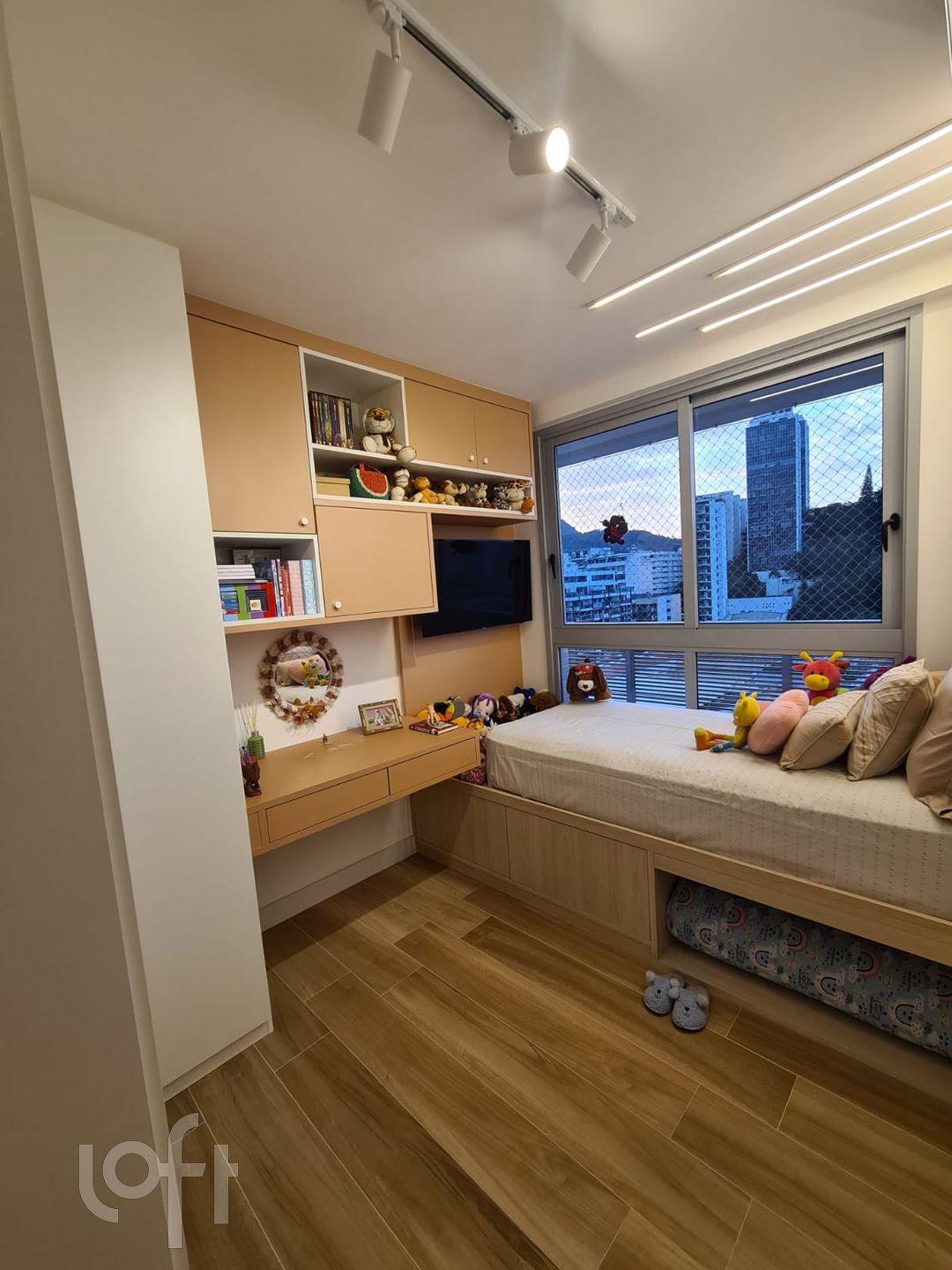 Apartamento à venda com 3 quartos, 99m² - Foto 25