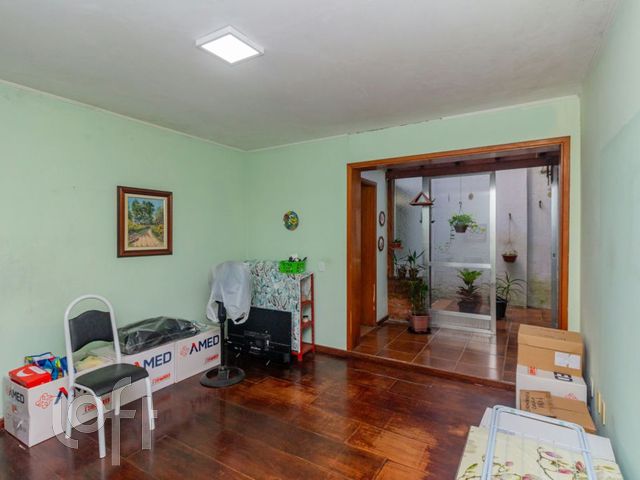 Apartamento com 107m², 3 dormitórios, 1 suíte, 1 vaga, Higienópolis em Porto Alegre