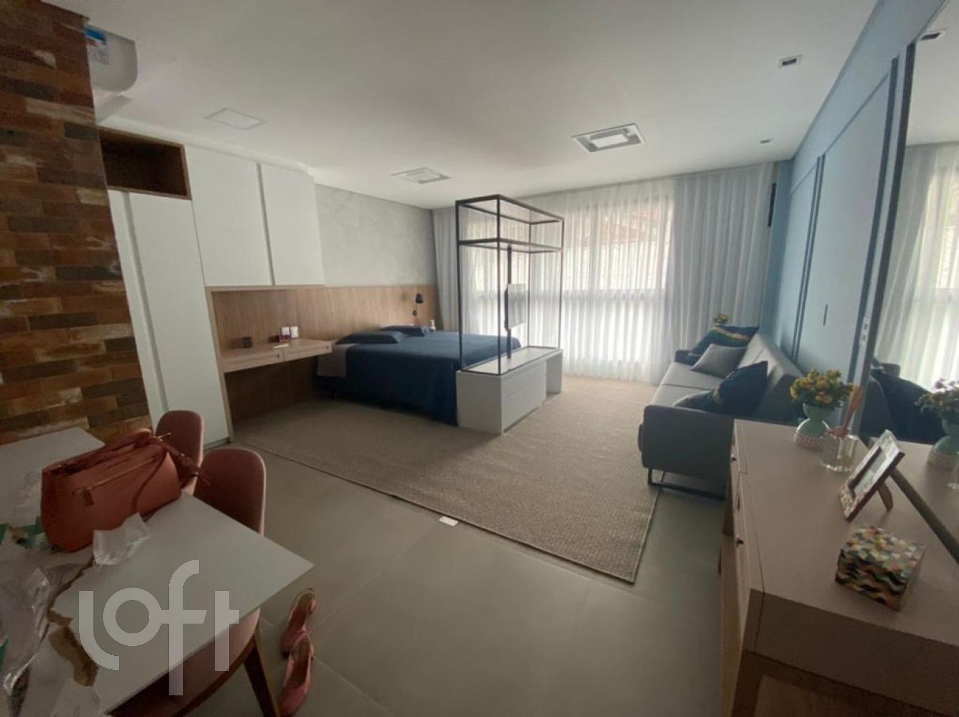 Apartamentos com 41m², 1 quarto, 1 garagem, no bairro Agronômica em Florianópolis