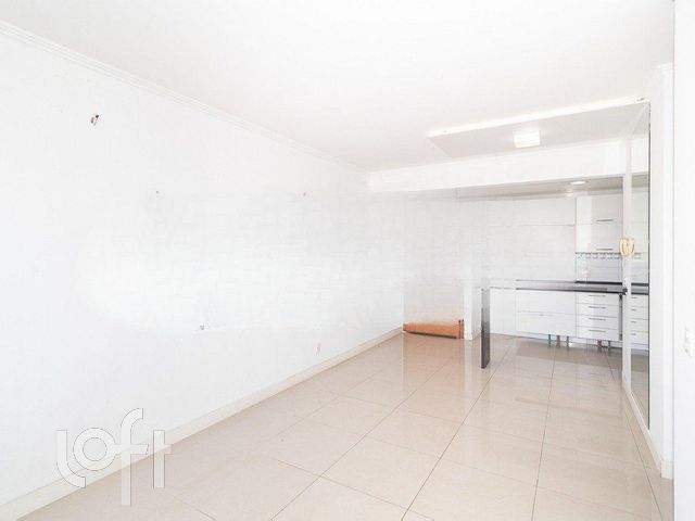 Apartamento com 67m², 2 dormitórios, 1 suíte, 1 vaga, Petrópolis em Porto Alegre
