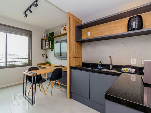 Apartamento com 24m², 1 dormitório, Cidade Baixa em Porto Alegre