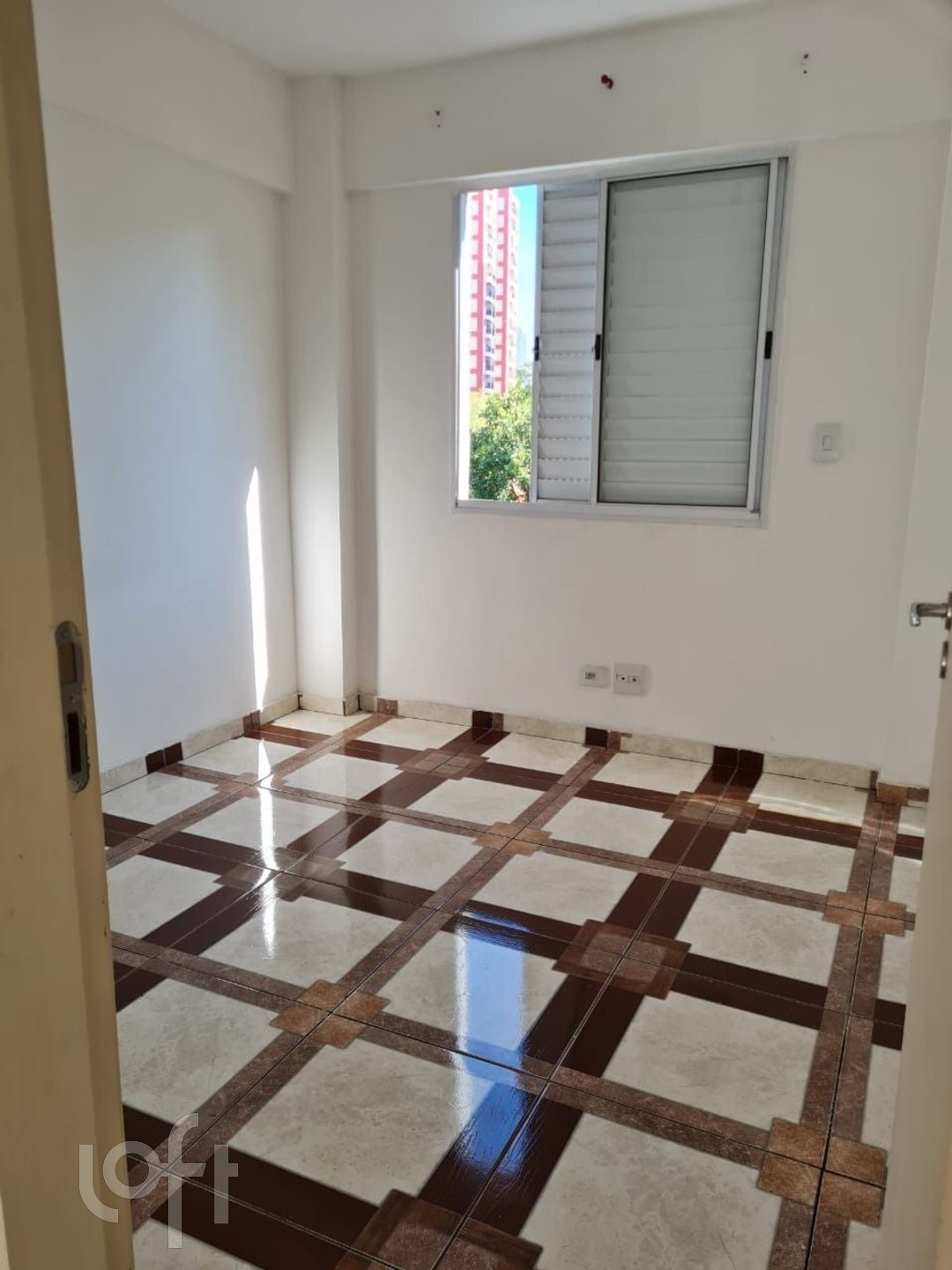 Apartamento à venda com 1 quarto, 40m² - Foto 11