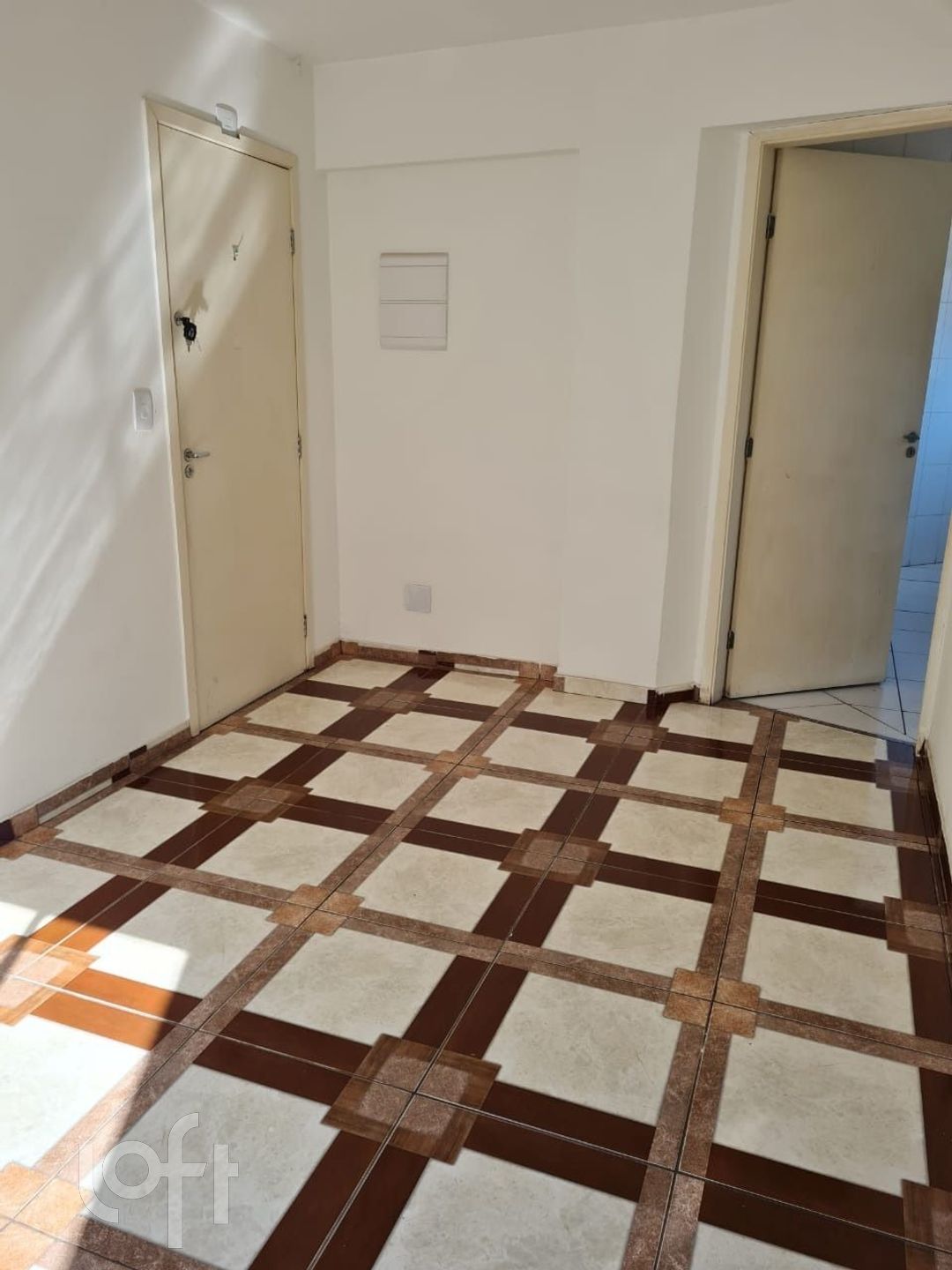 Apartamento à venda com 1 quarto, 40m² - Foto 4