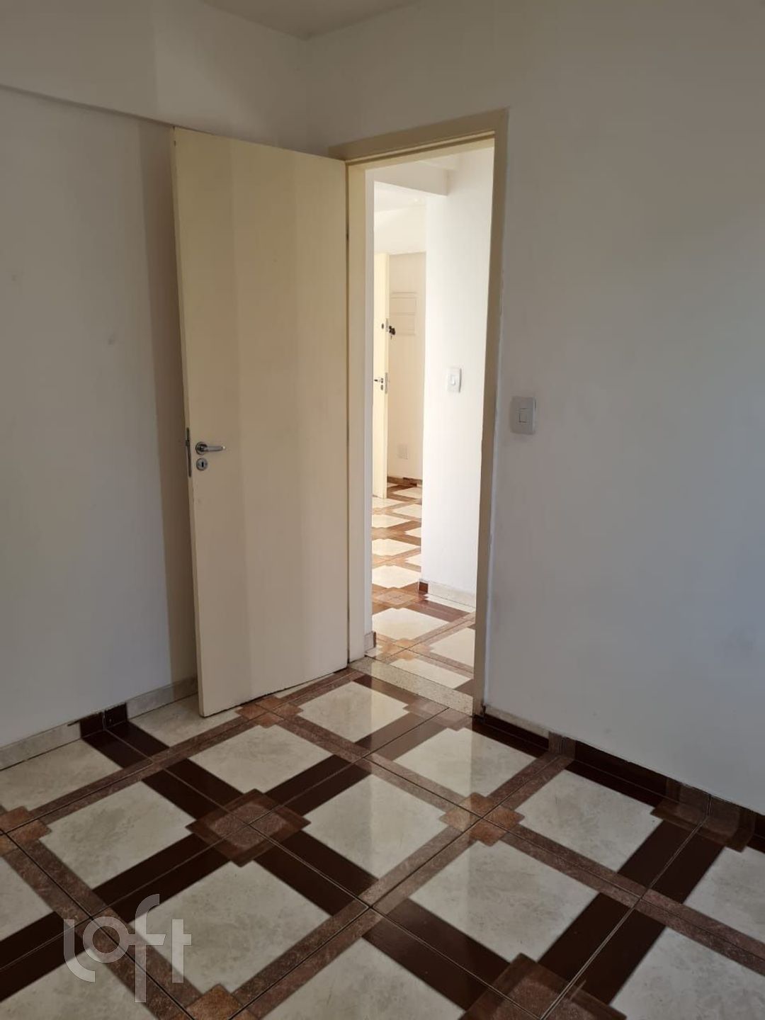 Apartamento à venda com 1 quarto, 40m² - Foto 15