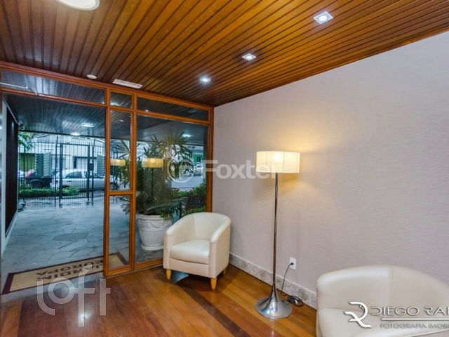 Apartamento com 74m², 2 dormitórios, 1 vaga, Petrópolis em Porto Alegre