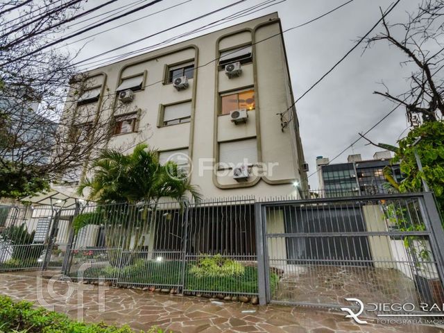 Apartamento com 74m², 2 dormitórios, 1 vaga, Petrópolis em Porto Alegre