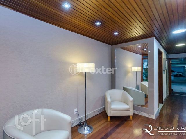 Apartamento com 74m², 2 dormitórios, 1 vaga, Petrópolis em Porto Alegre