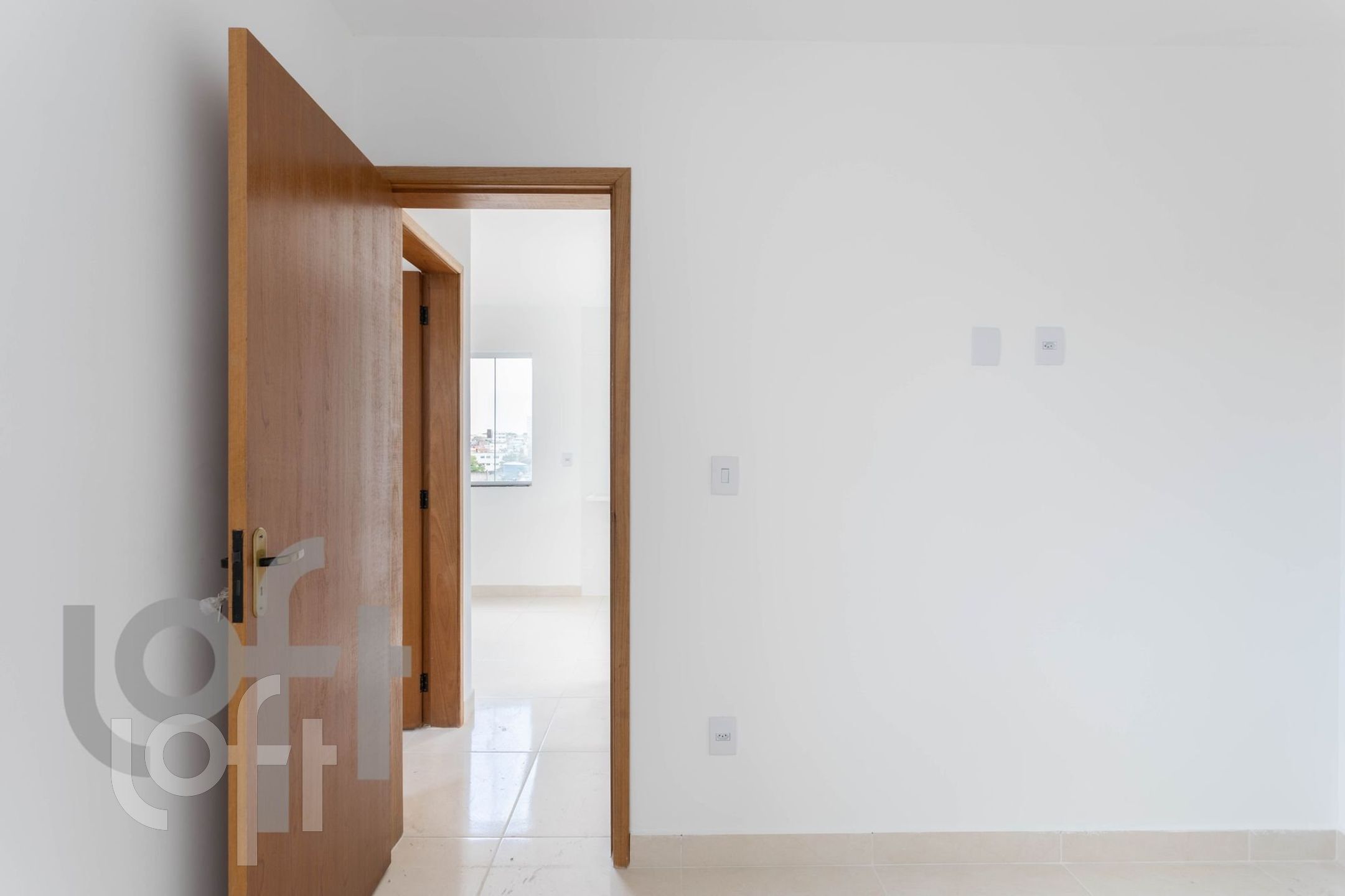 Apartamento à venda com 2 quartos, 36m² - Foto 2