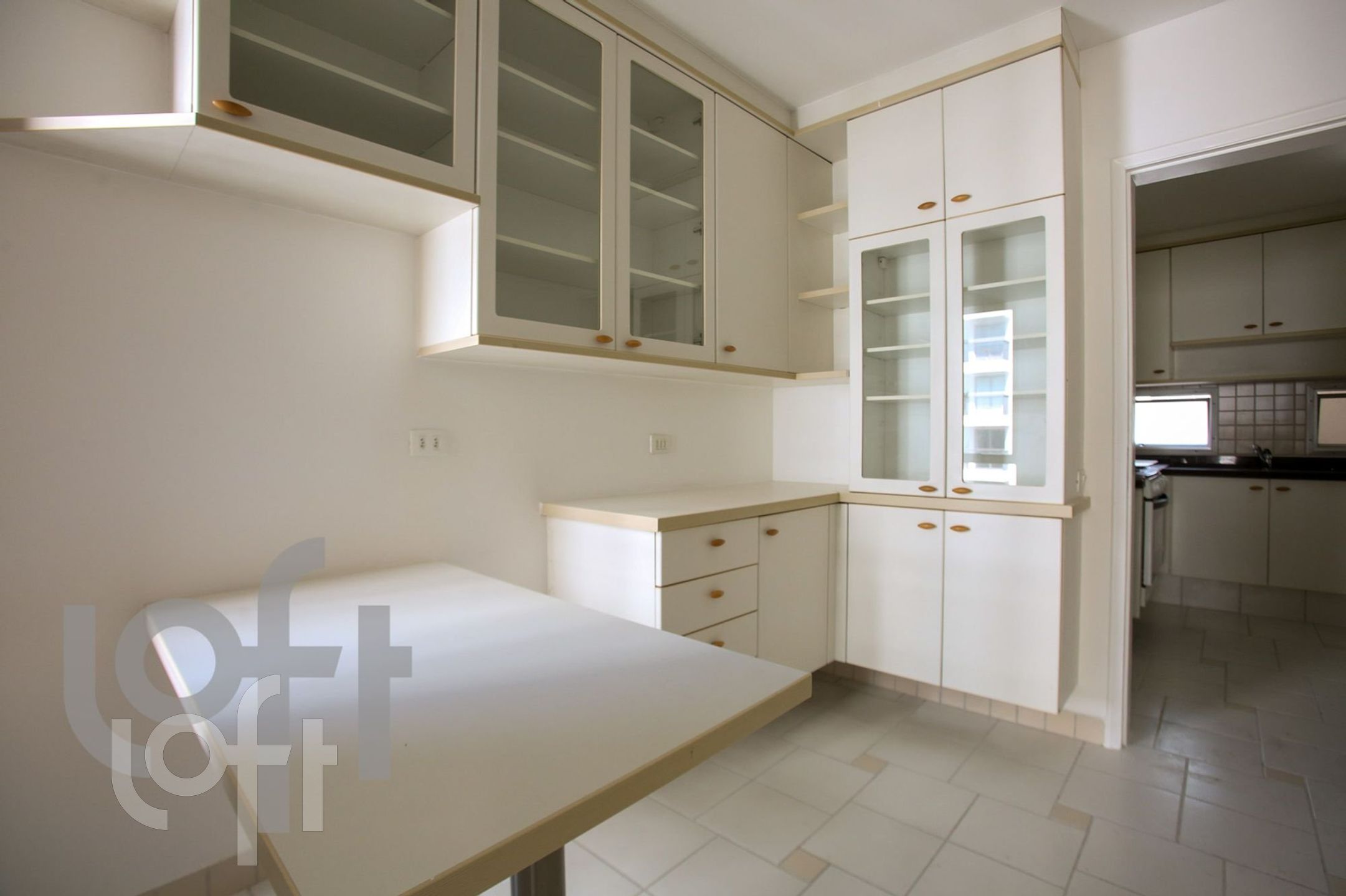 Apartamento à venda com 4 quartos, 195m² - Foto 29