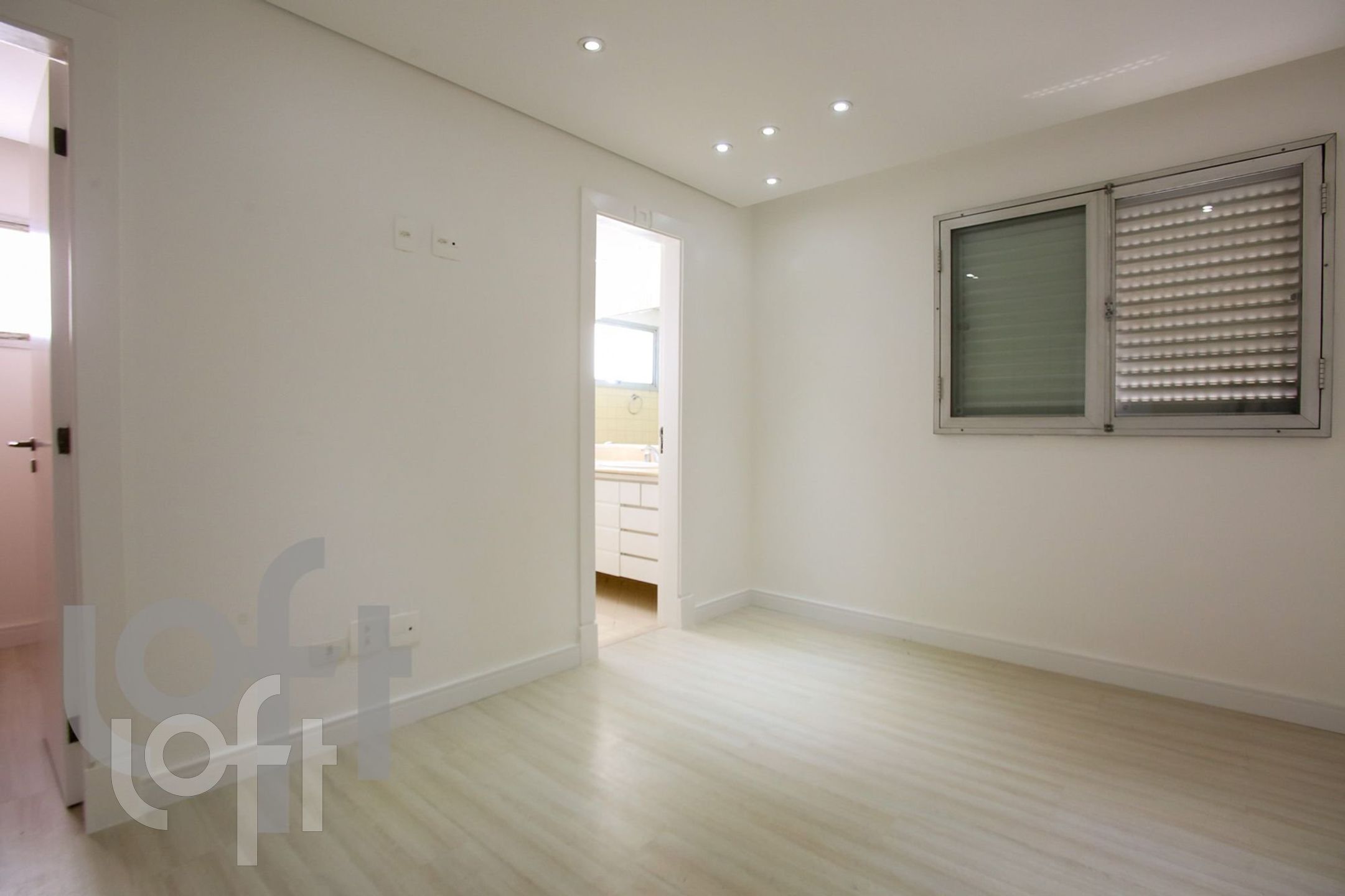 Apartamento à venda com 4 quartos, 195m² - Foto 38