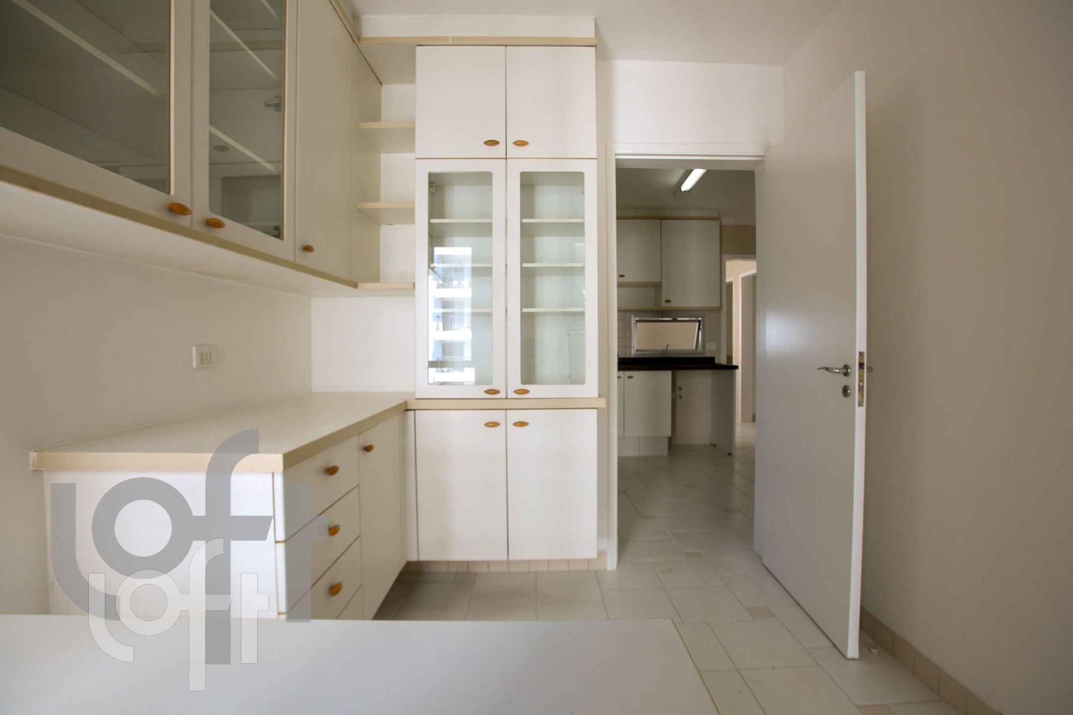 Apartamento à venda com 4 quartos, 195m² - Foto 28