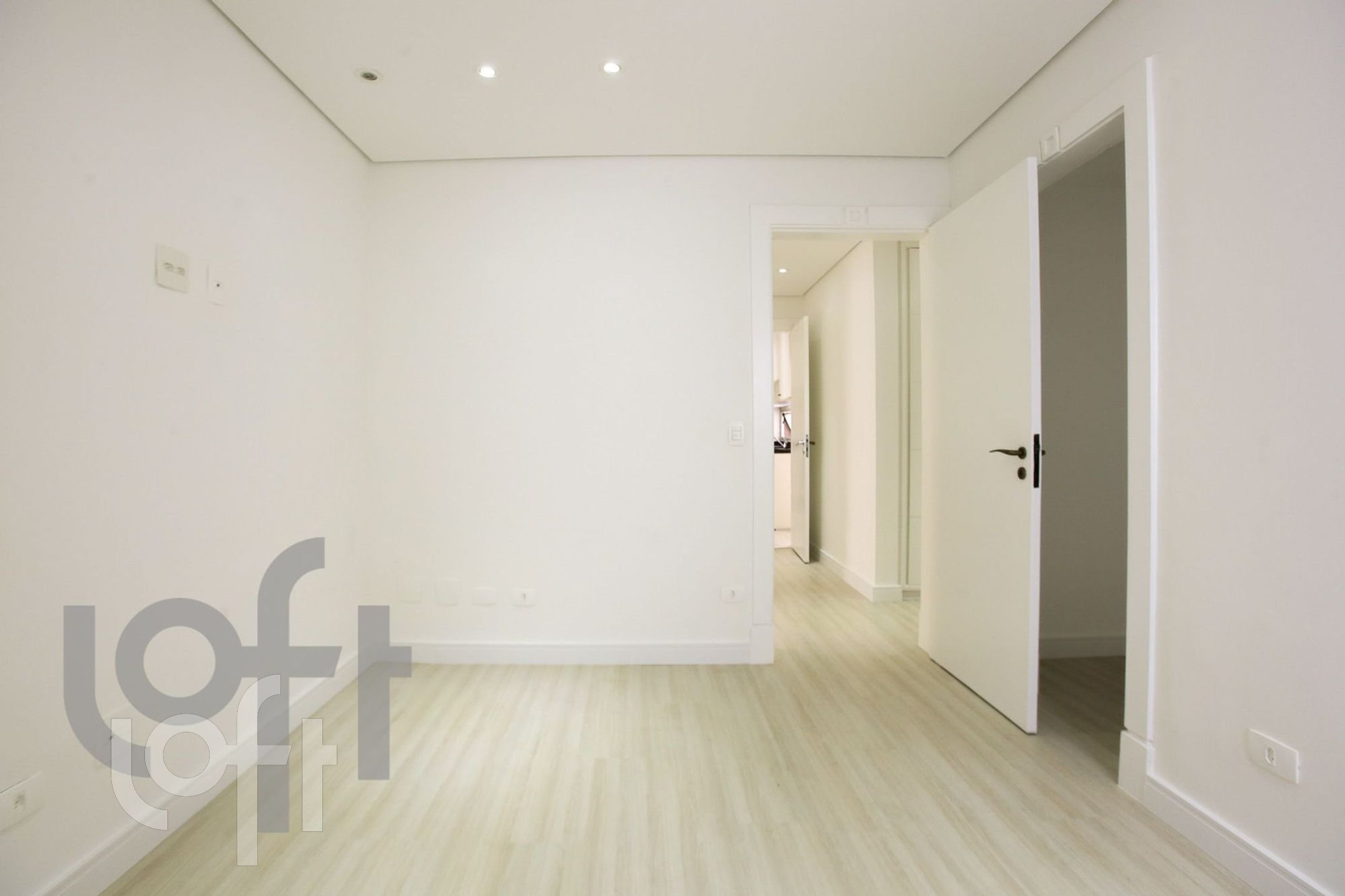 Apartamento à venda com 4 quartos, 195m² - Foto 33