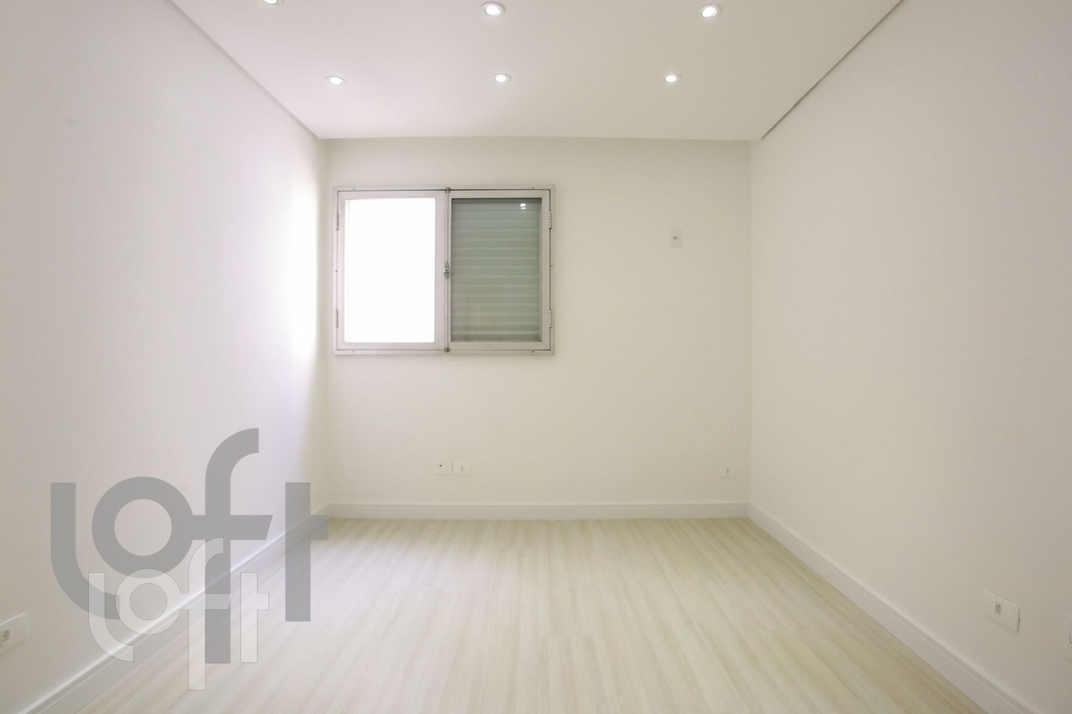 Apartamento à venda com 4 quartos, 195m² - Foto 31