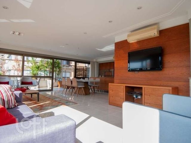 Apartamento com 202m², 3 dormitórios, 3 suítes, 3 vagas, Bela Vista em Porto Alegre