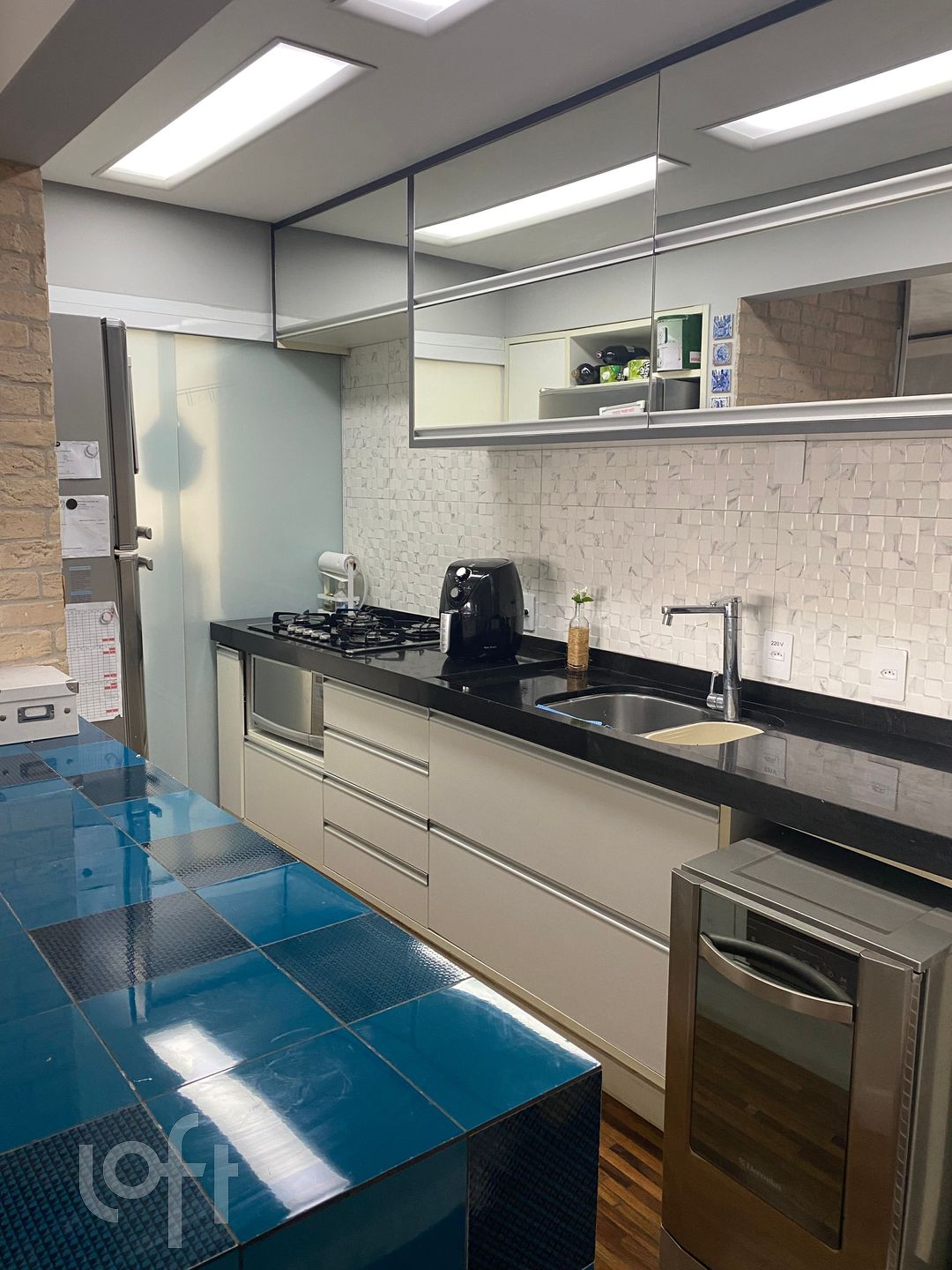 Apartamento à venda com 2 quartos, 75m² - Foto 5