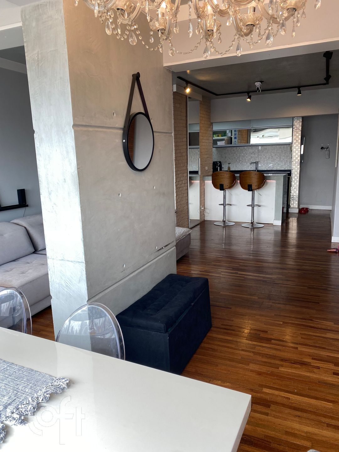 Apartamento à venda com 2 quartos, 75m² - Foto 3