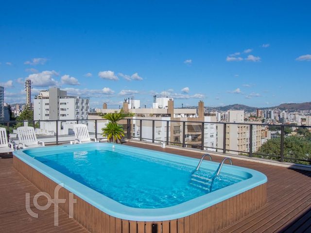 Apartamento com 68m², 2 dormitórios, 1 suíte, 2 vagas, Rio Branco em Porto Alegre