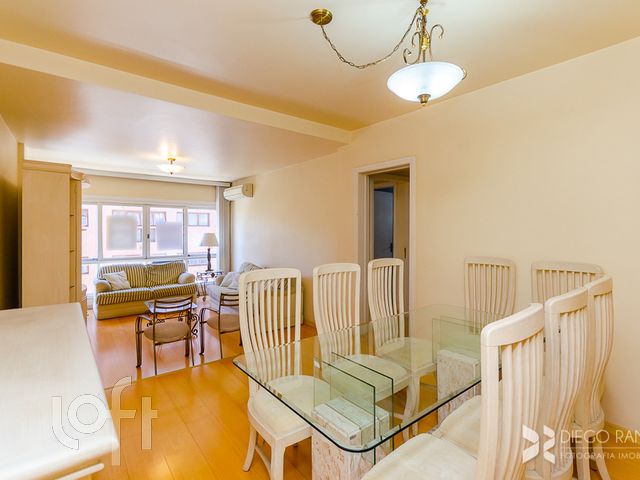 Apartamento com 90m², 2 dormitórios, 1 suíte, 1 vaga, Moinhos de Vento em Porto Alegre