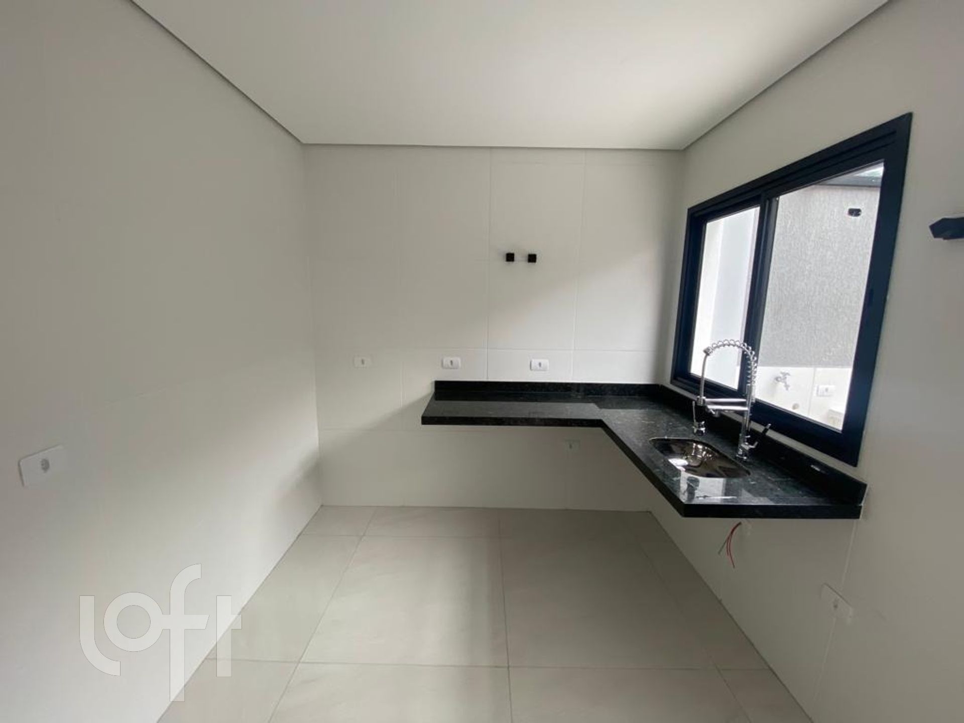 Casa à venda com 3 quartos, 100m² - Foto 6