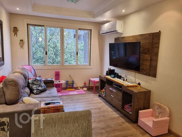 Apartamento com 104m², 3 dormitórios, 1 suíte, 2 vagas, Rio Branco em Porto Alegre