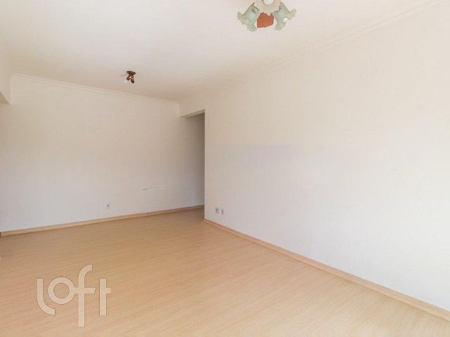 Apartamento com 90m², 2 dormitórios, 1 suíte, 1 vaga, Menino Deus em Porto Alegre