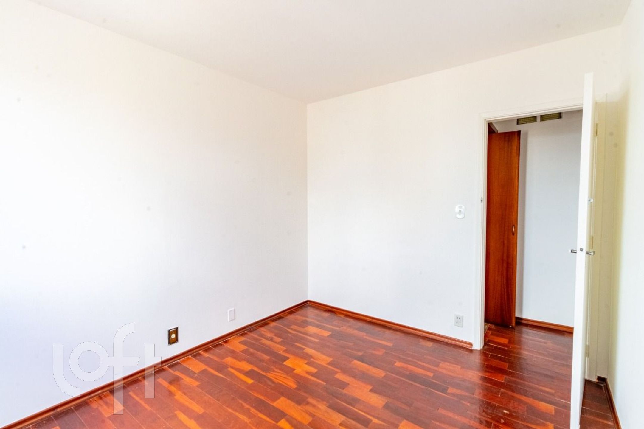 Apartamento à venda com 2 quartos, 87m² - Foto 12