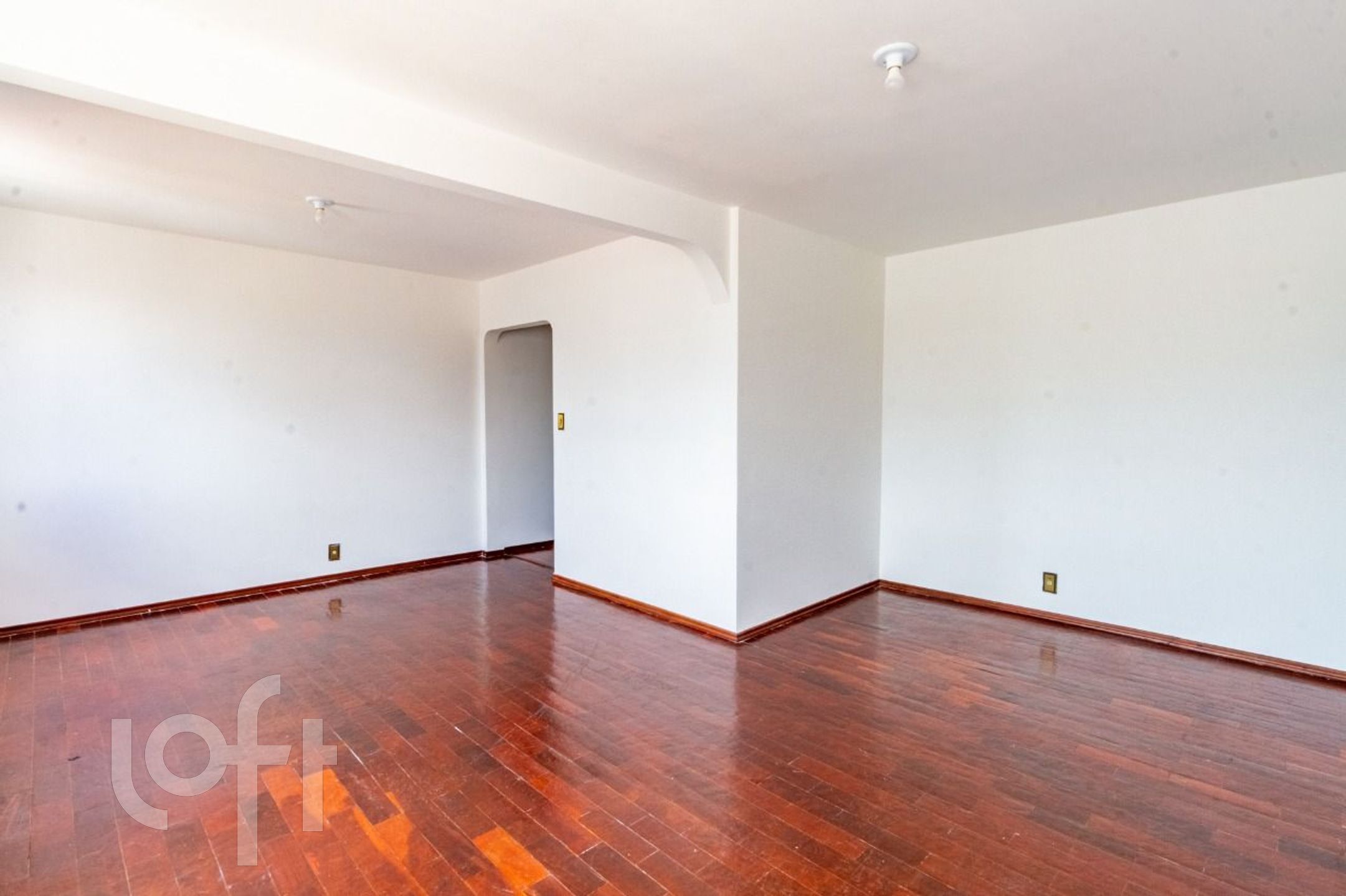 Apartamento à venda com 2 quartos, 87m² - Foto 4