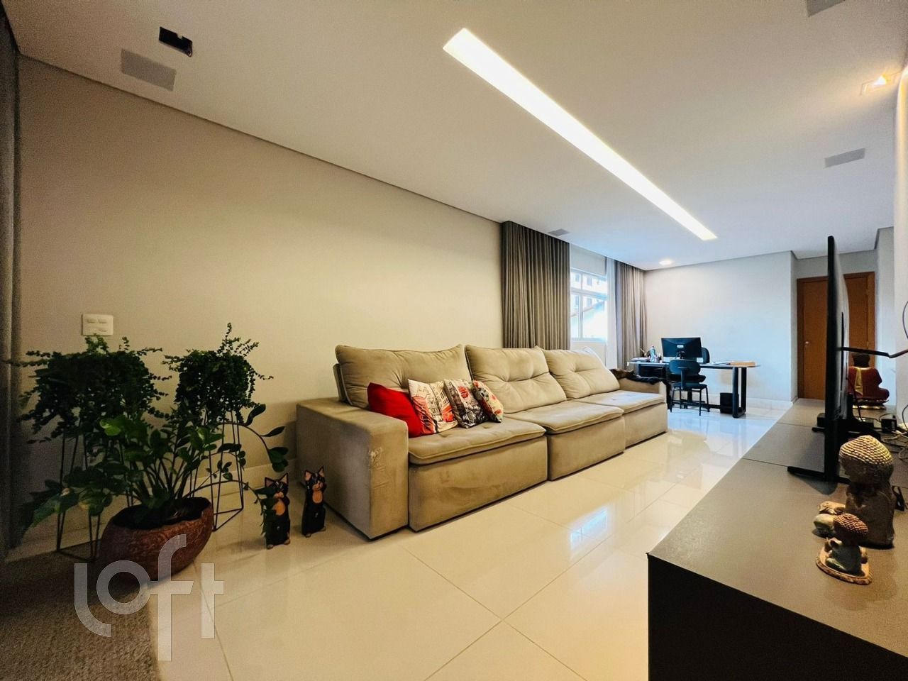 Apartamento à venda com 3 quartos, 256m² - Foto 3