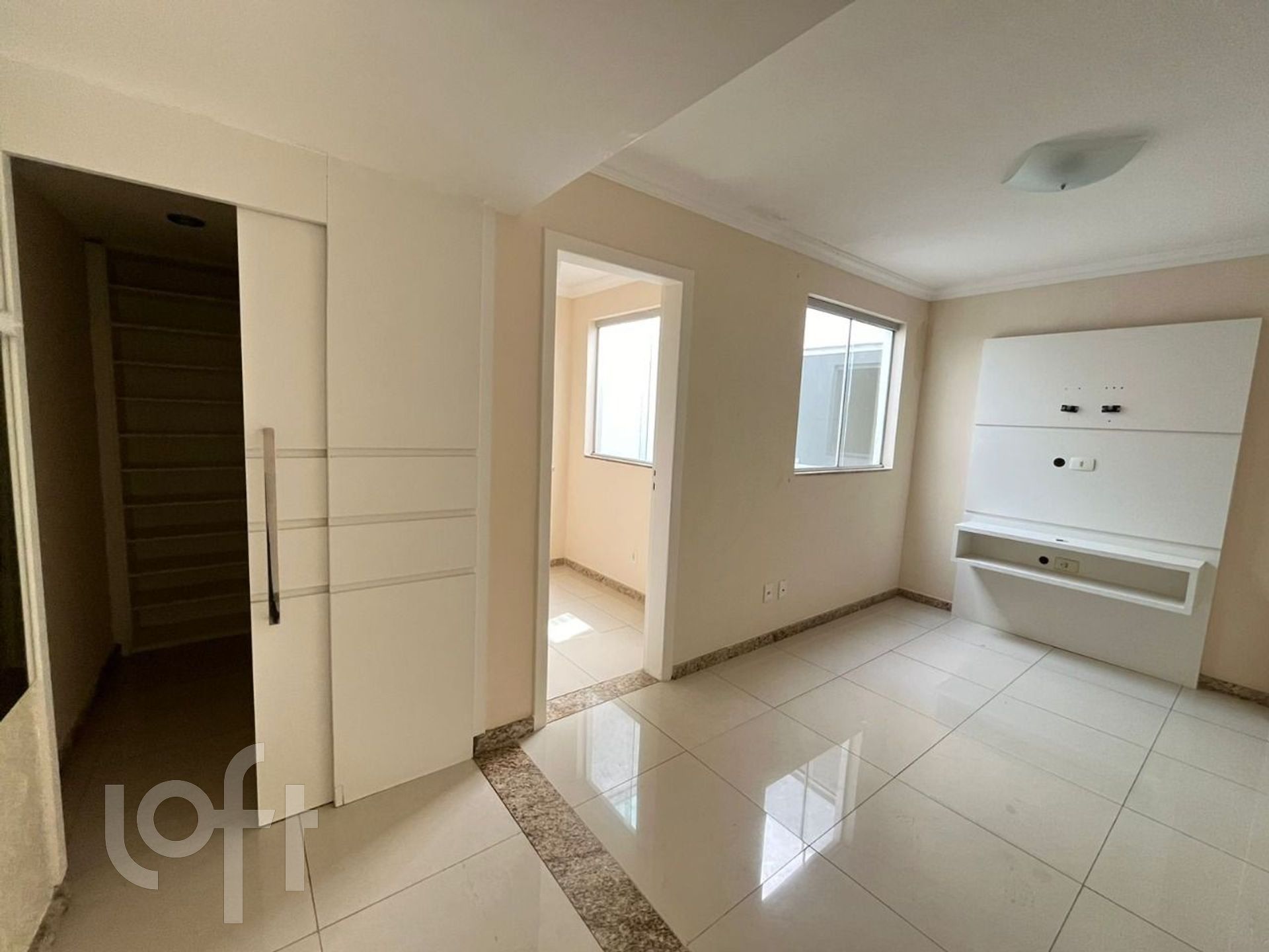 Casa à venda com 3 quartos, 170m² - Foto 8